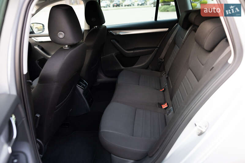 Универсал Skoda Octavia 2016 в Луцке фото 64 Универсал Skoda Octavia 2016 в Луцке