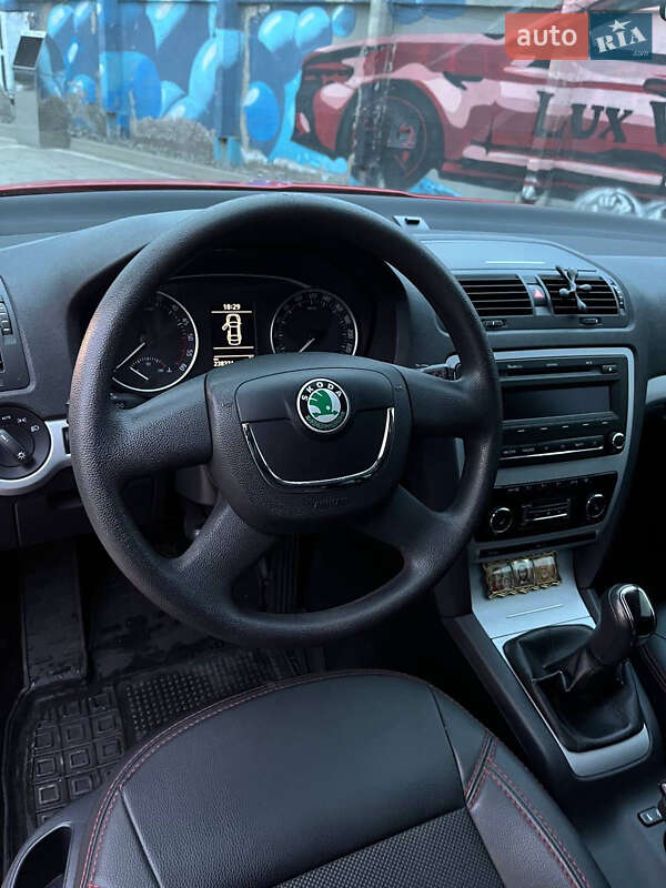 Универсал Skoda Octavia 2011 в Дрогобыче