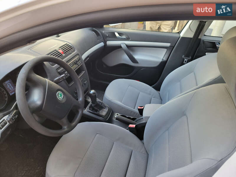 Универсал Skoda Octavia 2007 в Черновцах