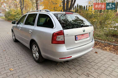 Универсал Skoda Octavia 2012 в 