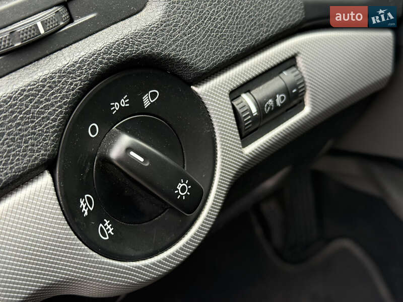 Универсал Skoda Octavia 2011 в Ровно фото 36 Универсал Skoda Octavia 2011 в Ровно