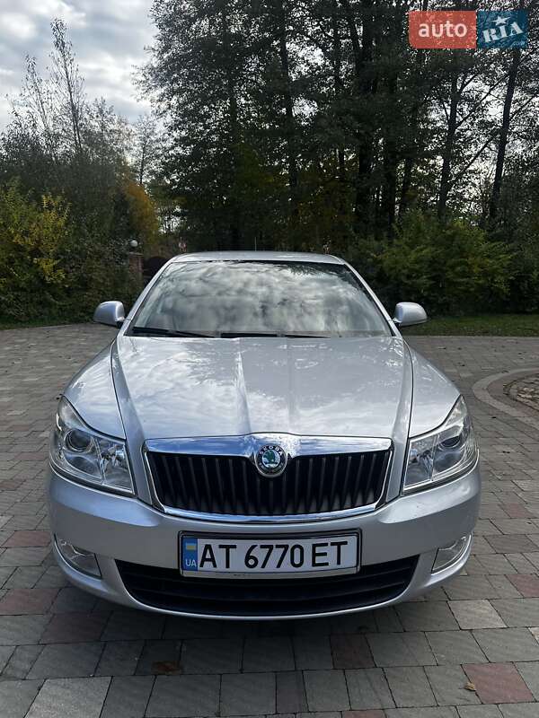 Лифтбек Skoda Octavia 2011 в 