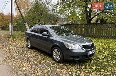 Лифтбек Skoda Octavia 2012 в Мене