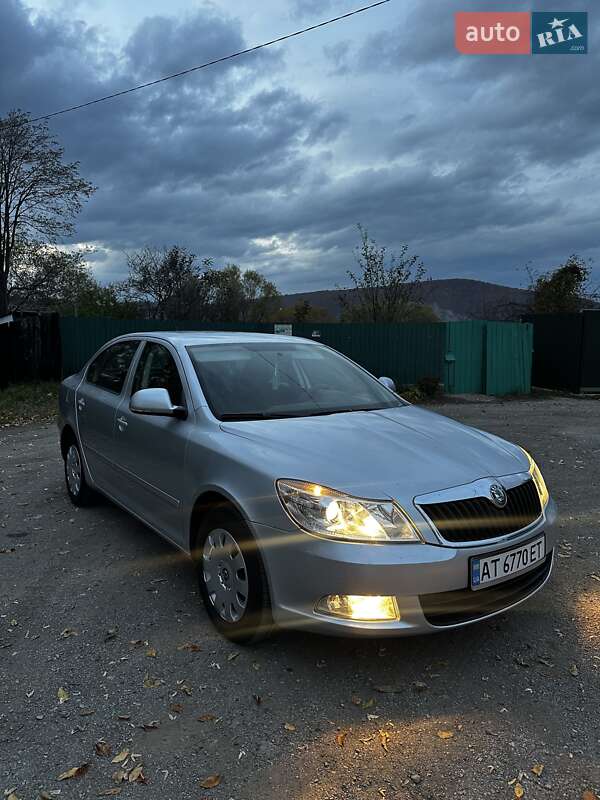 Ліфтбек Skoda Octavia 2011 в Надвірній фото 11 Ліфтбек Skoda Octavia 2011 в Надвірній