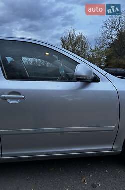 Лифтбек Skoda Octavia 2011 в 