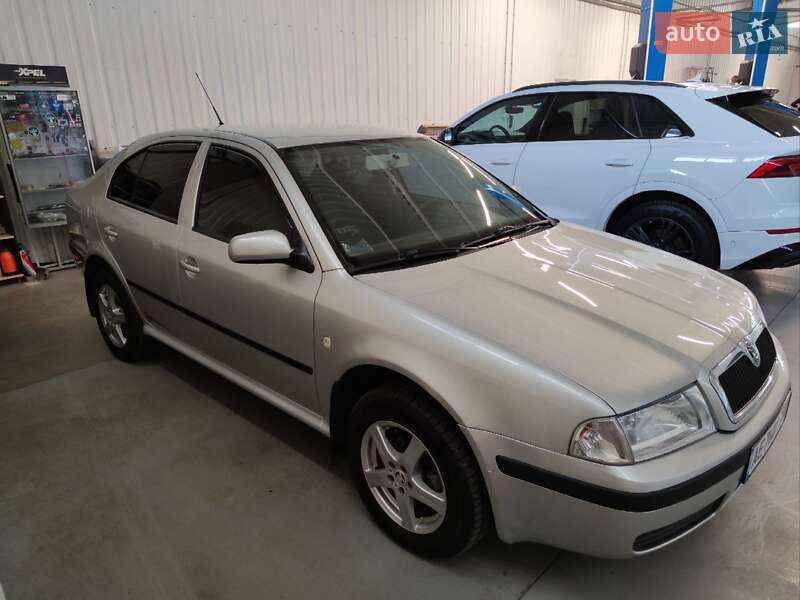 Ліфтбек Skoda Octavia 2006 в Дніпрі