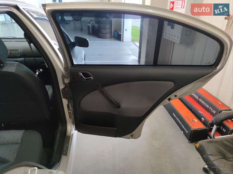 Ліфтбек Skoda Octavia 2006 в Дніпрі