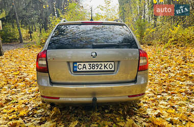 Універсал Skoda Octavia 2012 в  фото 11 Універсал Skoda Octavia 2012 в