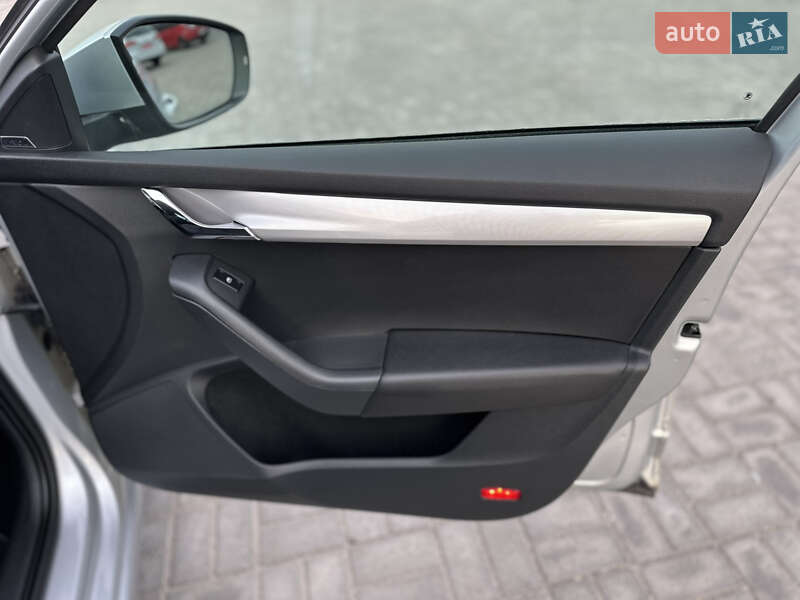 Универсал Skoda Octavia 2014 в Запорожье