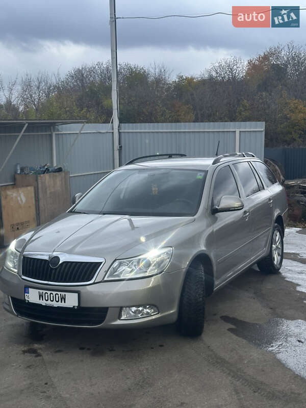 Skoda Octavia 2012 Skoda Octavia 2012