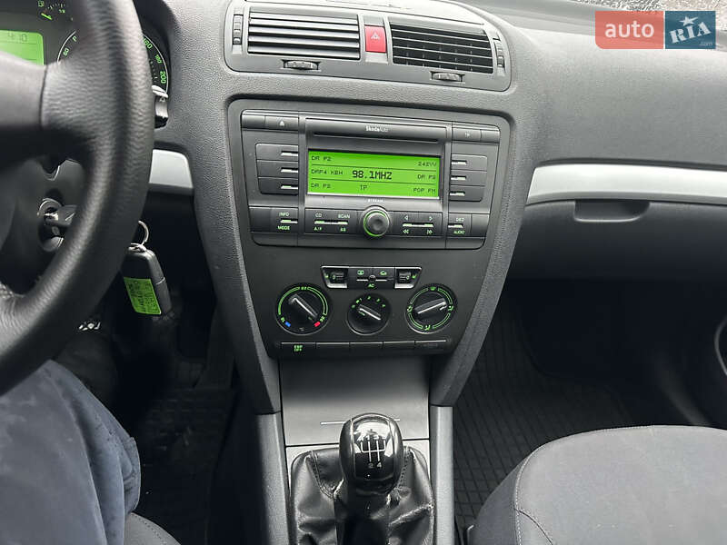Універсал Skoda Octavia 2006 в Сокалі