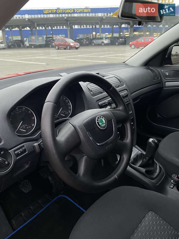 Универсал Skoda Octavia 2010 в Киеве
