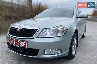 Універсал Skoda Octavia 2009 в Хоролі