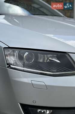 Універсал Skoda Octavia 2015 в  фото 17 Універсал Skoda Octavia 2015 в