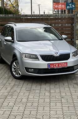 Універсал Skoda Octavia 2015 в  фото 35 Універсал Skoda Octavia 2015 в
