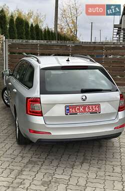 Універсал Skoda Octavia 2015 в  фото 51 Універсал Skoda Octavia 2015 в