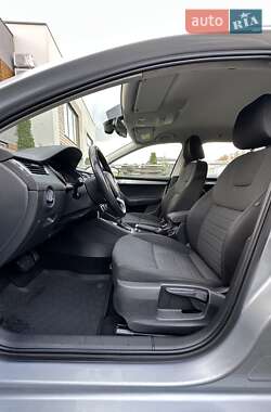Універсал Skoda Octavia 2015 в  фото 67 Універсал Skoda Octavia 2015 в
