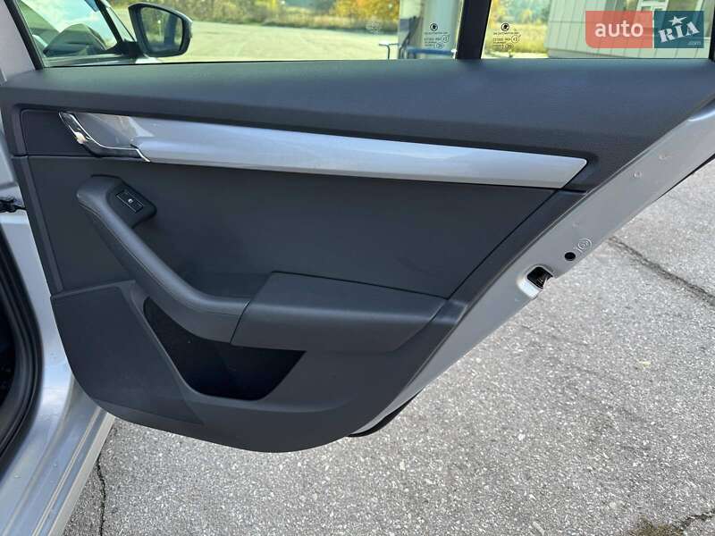 Універсал Skoda Octavia 2015 в Кролевці фото 35 Універсал Skoda Octavia 2015 в Кролевці