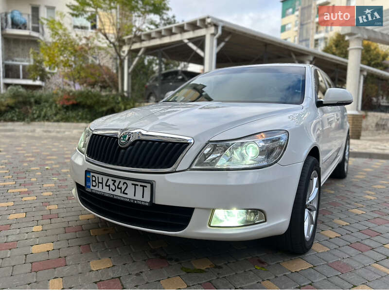 Лифтбек Skoda Octavia 2012 в Одессе фото 8 Лифтбек Skoda Octavia 2012 в Одессе
