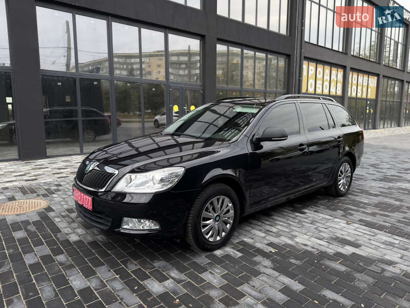 Универсал Skoda Octavia 2012 в Полтаве