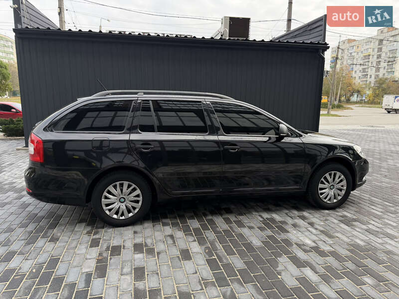 Универсал Skoda Octavia 2012 в Полтаве