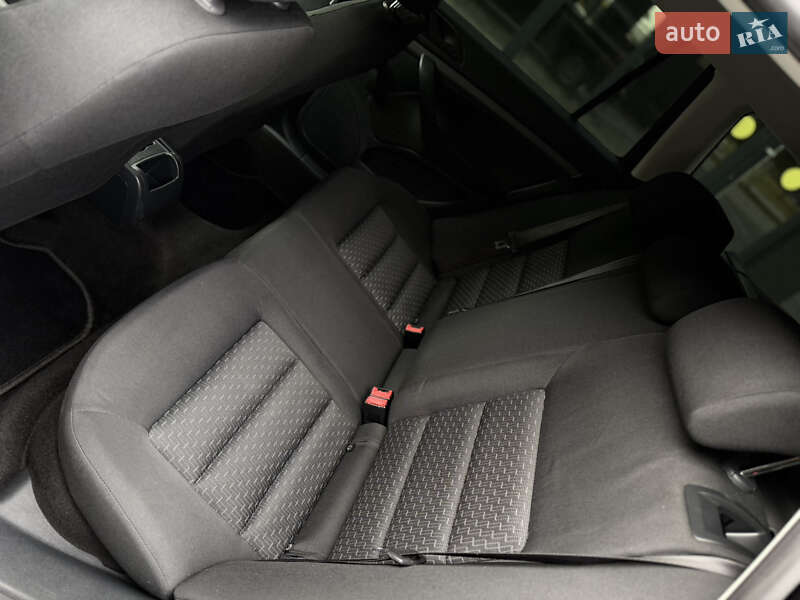 Универсал Skoda Octavia 2012 в Полтаве