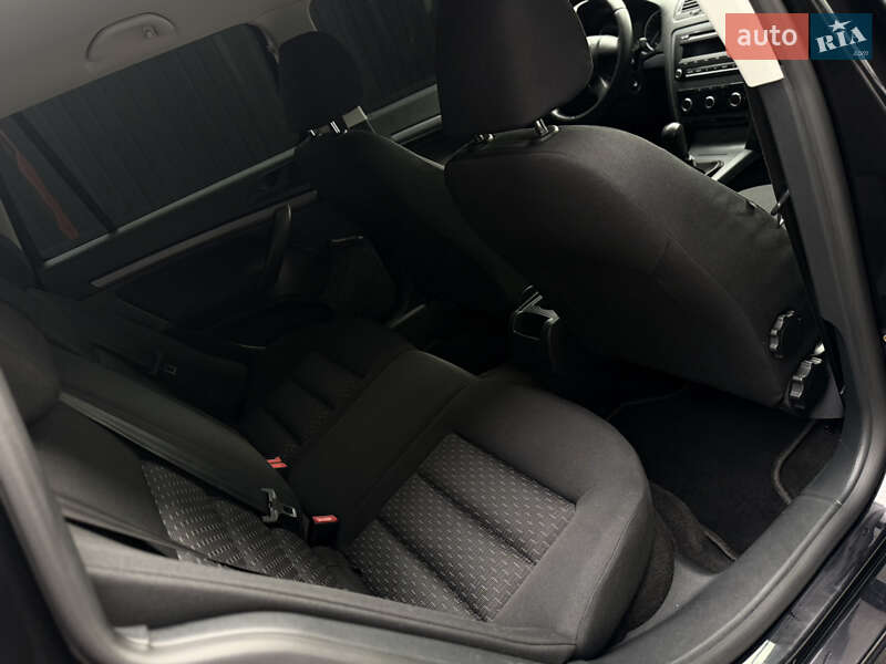 Универсал Skoda Octavia 2012 в Полтаве