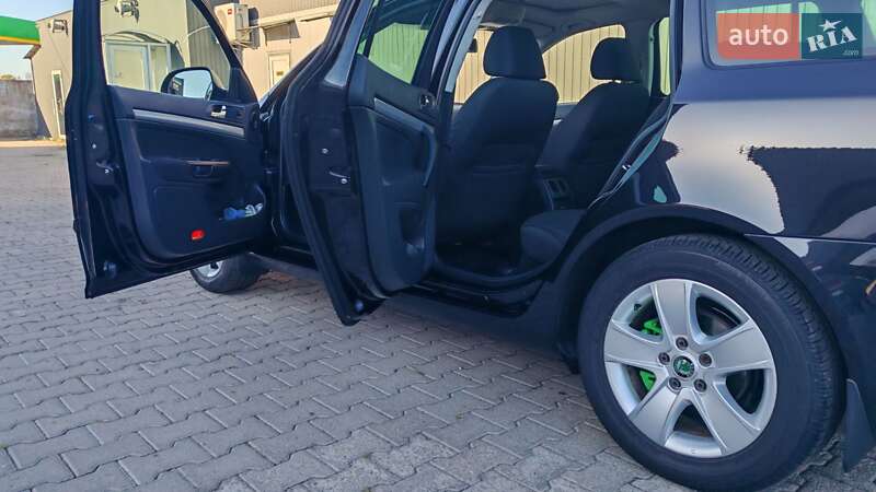 Универсал Skoda Octavia 2009 в Сокале