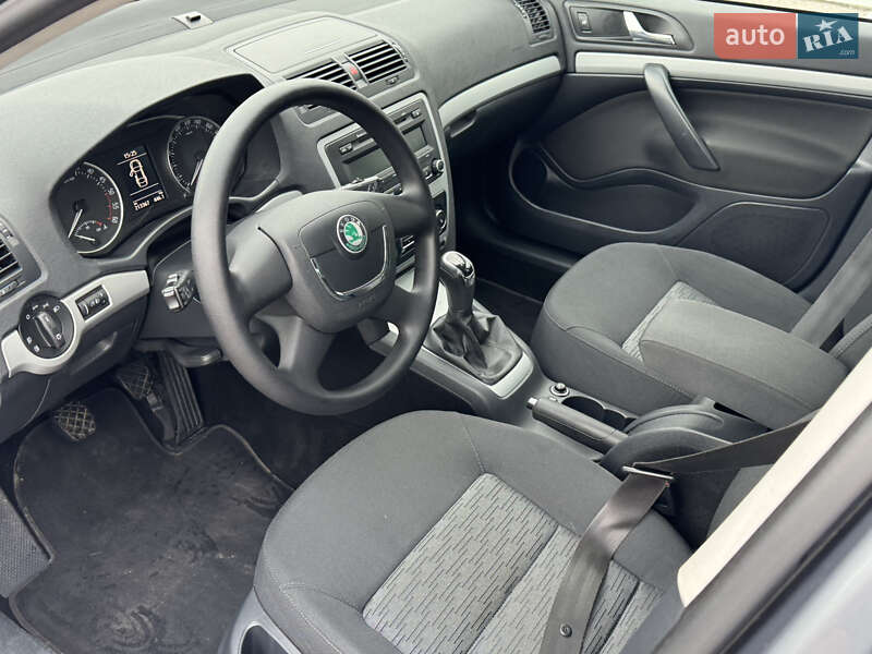 Универсал Skoda Octavia 2012 в Полтаве фото 10 Универсал Skoda Octavia 2012 в Полтаве