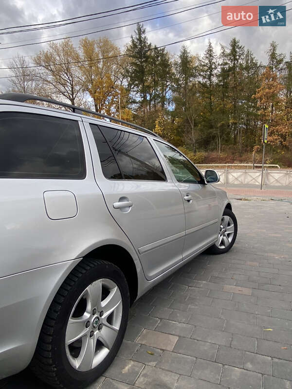 Универсал Skoda Octavia 2010 в Тернополе