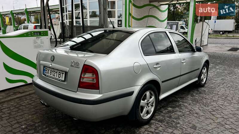 Ліфтбек Skoda Octavia 2003 в Броварах
