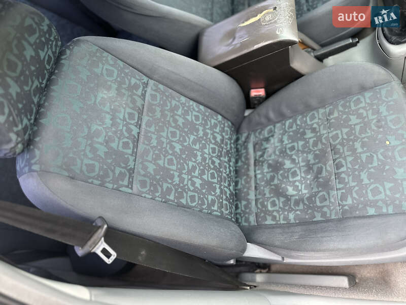 Лифтбек Skoda Octavia 1998 в Киеве