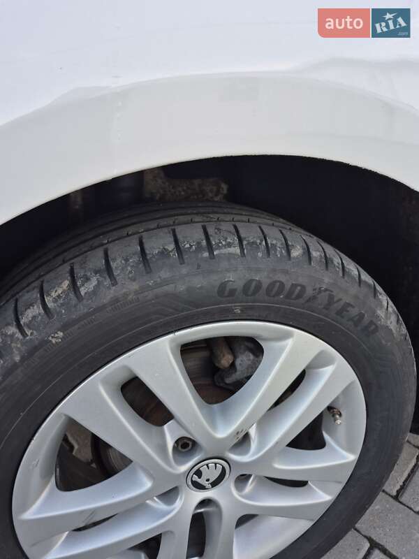 Універсал Skoda Octavia 2014 в Івано-Франківську