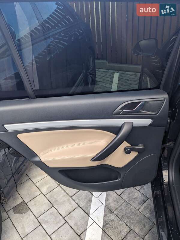 Универсал Skoda Octavia 2010 в Дрогобыче