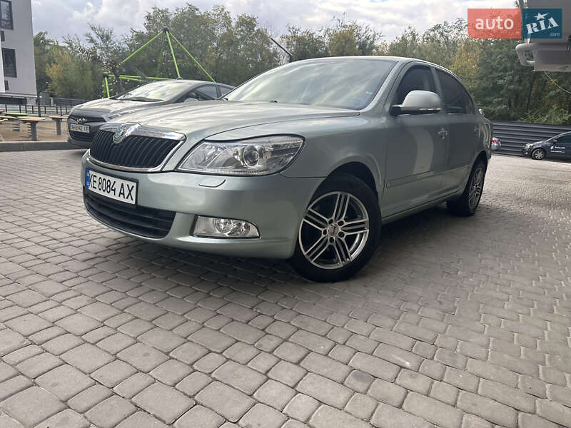 Лифтбек Skoda Octavia 2010 в Днепре фото 2 Лифтбек Skoda Octavia 2010 в Днепре
