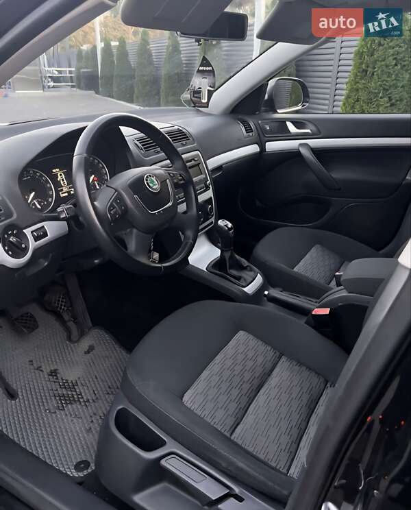 Универсал Skoda Octavia 2011 в Черкассах фото 10 Универсал Skoda Octavia 2011 в Черкассах
