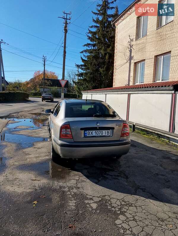 Лифтбек Skoda Octavia 2007 в Староконстантинове