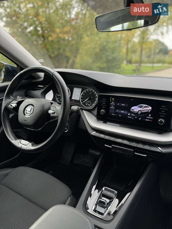 Ліфтбек Skoda Octavia 2023 в Львові