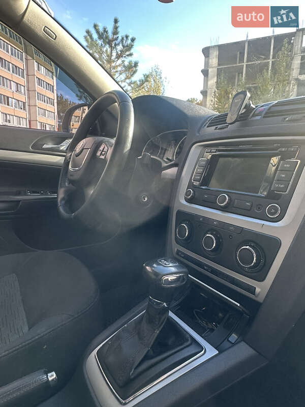 Універсал Skoda Octavia 2012 в Києві фото 14 Універсал Skoda Octavia 2012 в Києві