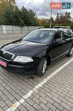 Универсал Skoda Octavia 2011 в Луцке