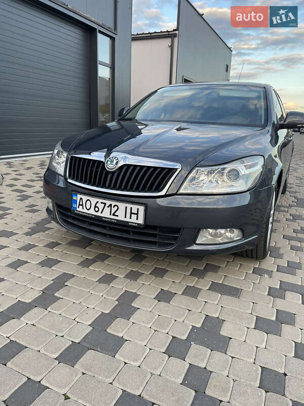 Лифтбек Skoda Octavia 2009 в Мукачево