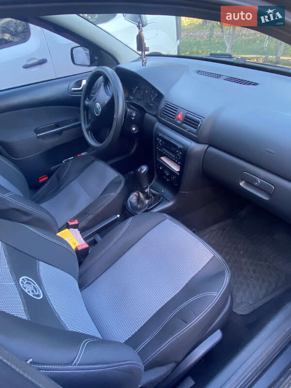 Универсал Skoda Octavia 2007 в Виннице