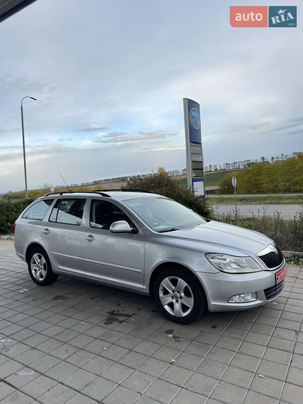 Универсал Skoda Octavia 2009 в Великой Багачке фото Универсал Skoda Octavia 2009 в Великой Багачке