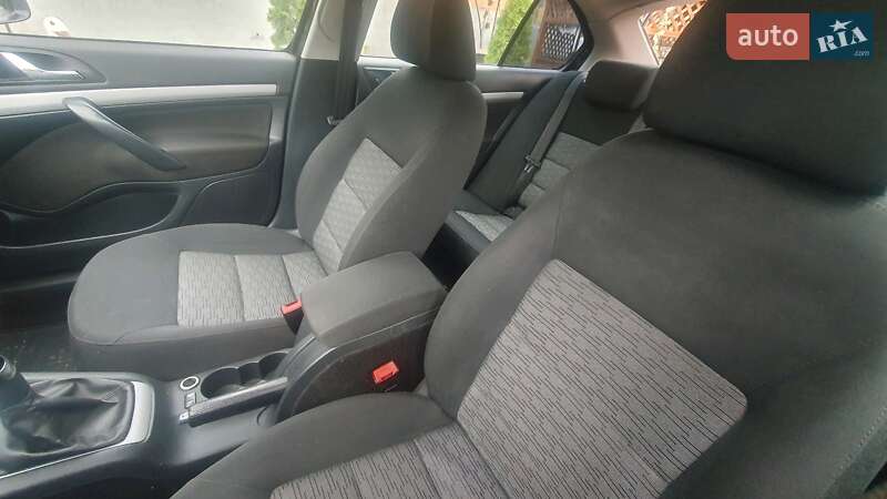 Лифтбек Skoda Octavia 2012 в Полтаве