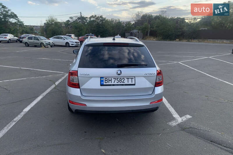 Універсал Skoda Octavia 2014 в Одесі