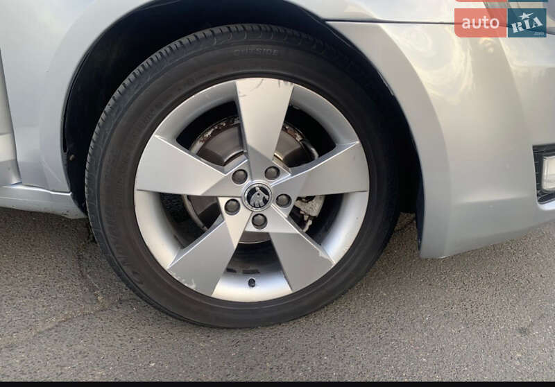 Універсал Skoda Octavia 2014 в Одесі