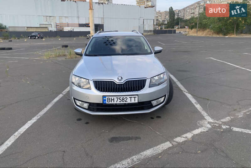 Універсал Skoda Octavia 2014 в Одесі