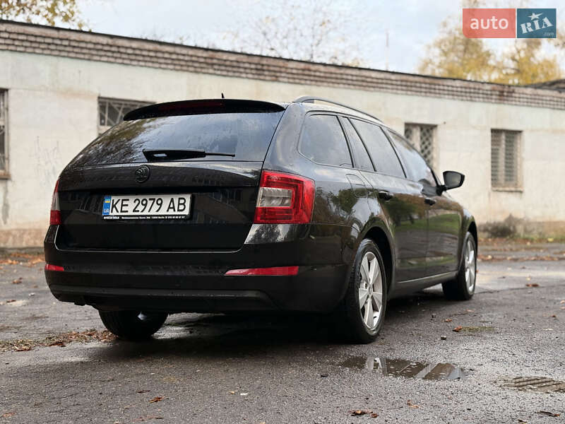 Универсал Skoda Octavia 2015 в Кривом Роге