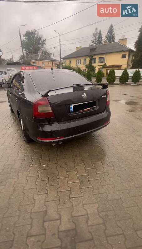 Лифтбек Skoda Octavia 2011 в Черновцах