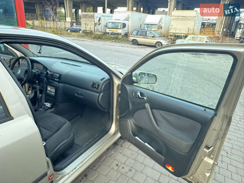 Лифтбек Skoda Octavia 2006 в Львове